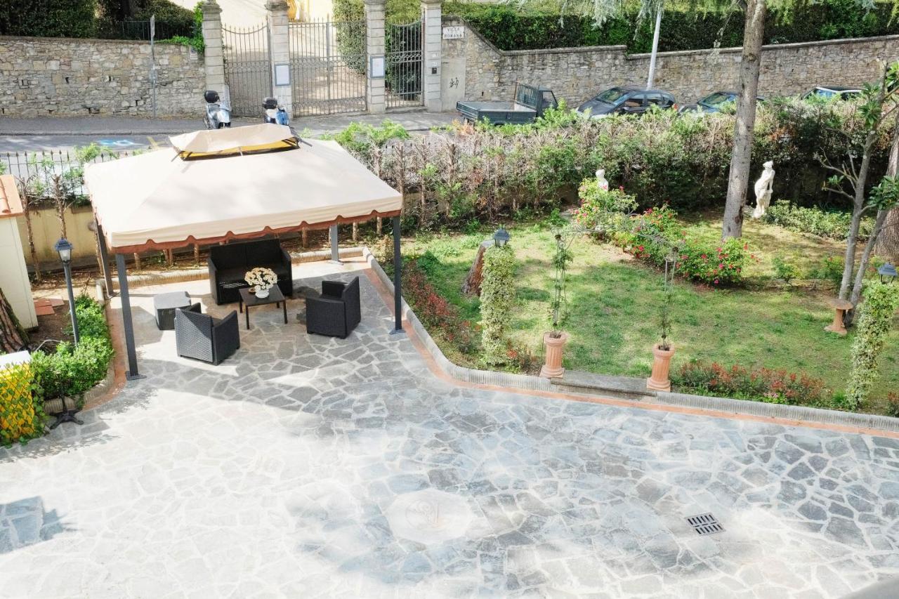 Villa Il Leone フィレンツェ エクステリア 写真